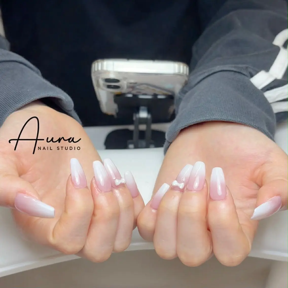 ネイル ハンドネイル Aura Nail Studioのネイルデザイン