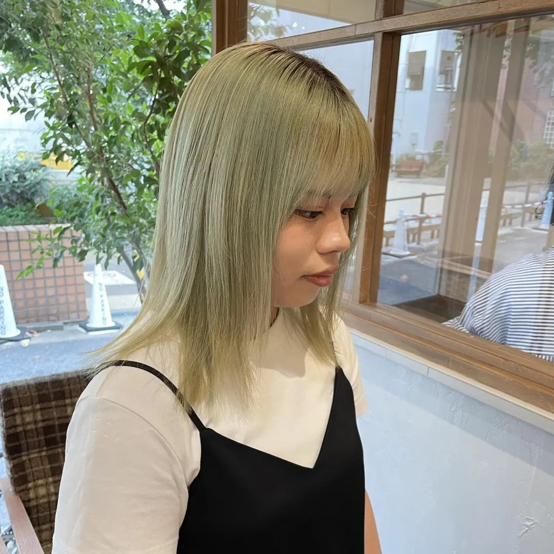 ミディアム カラー ヘアカラー 神戸元町店 スタッフのヘアスタイル