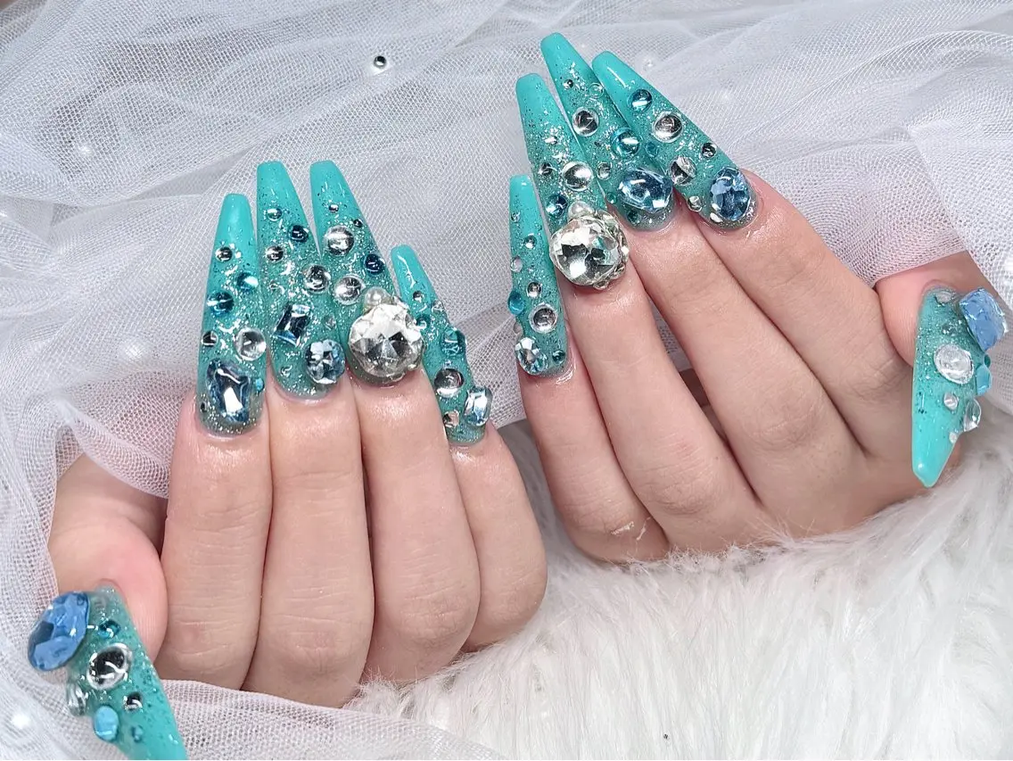 ネイル ハンドネイル LuLu ネイルサロンのネイルデザイン