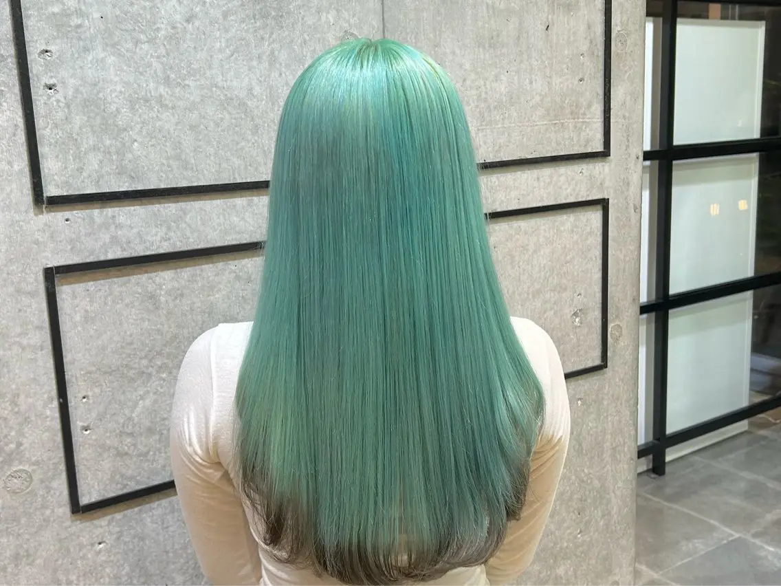 ロング カラー カット ヘアカラー トリートメント KOTOMI .のヘアスタイル