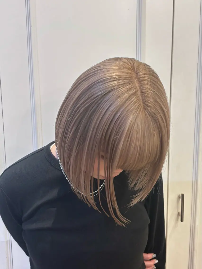 ショート カラー ベージュカラー ブリーチ ケアブリーチ 透明感カラー ダブルカラー ヘアカラー 🕊️カズヤ/ ハイトーン🕊️のヘアスタイル