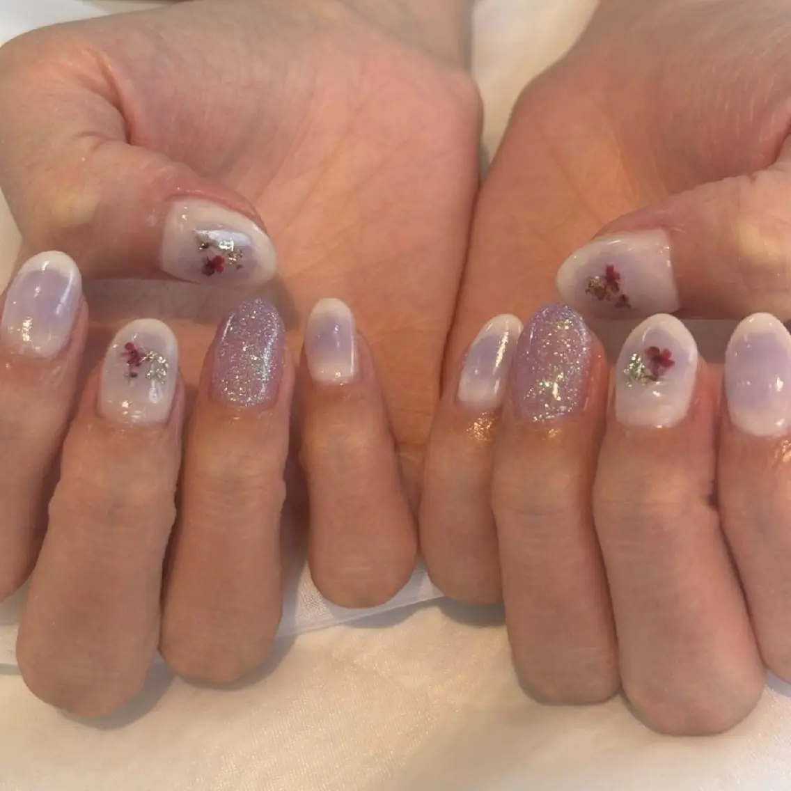 ネイル フラワーネイル ハンドネイル felicita fumi🩷のネイルデザイン