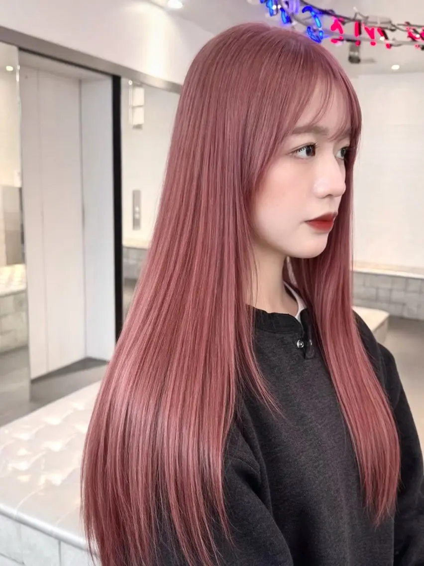 セミロング カラー ヘアアレンジ 顔周りカット×透明感 カラー💫AINAのヘアスタイル