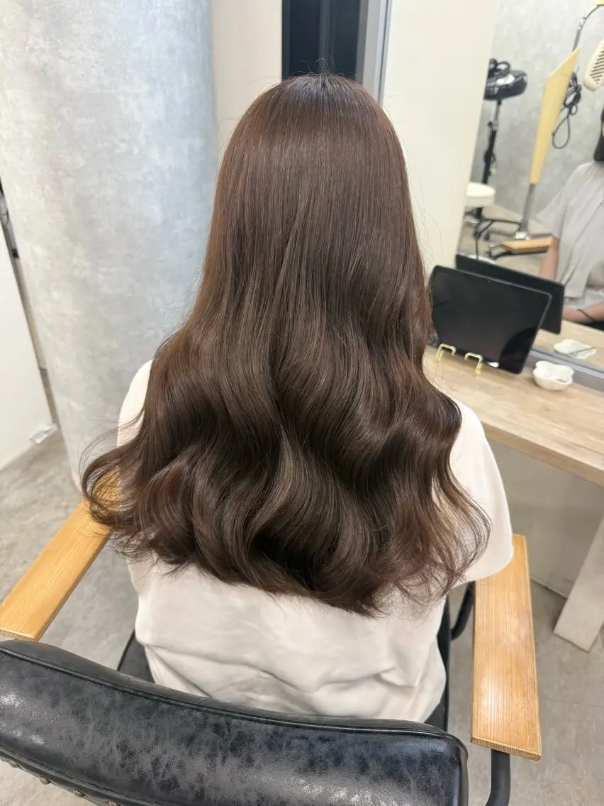 ロング カラー ヘアアレンジ ブラウンカラー カット ヘアカラー トリートメント Himawari♡ 柔らかいカラーのヘアスタイル