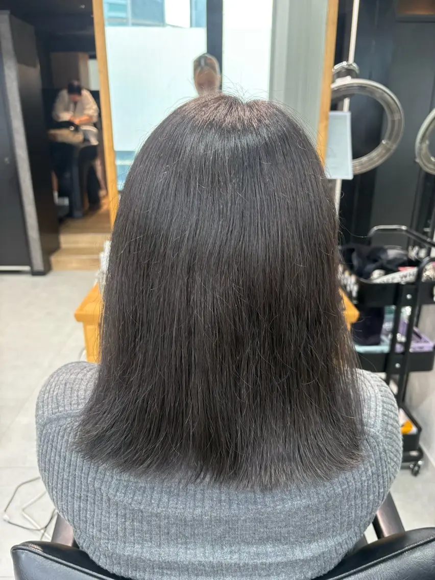 ミディアム 髪質改善 縮毛矯正 トリートメント 酸熱トリートメント ヘアカラー カラーモデル募集 🤍momoha🤍のヘアスタイル