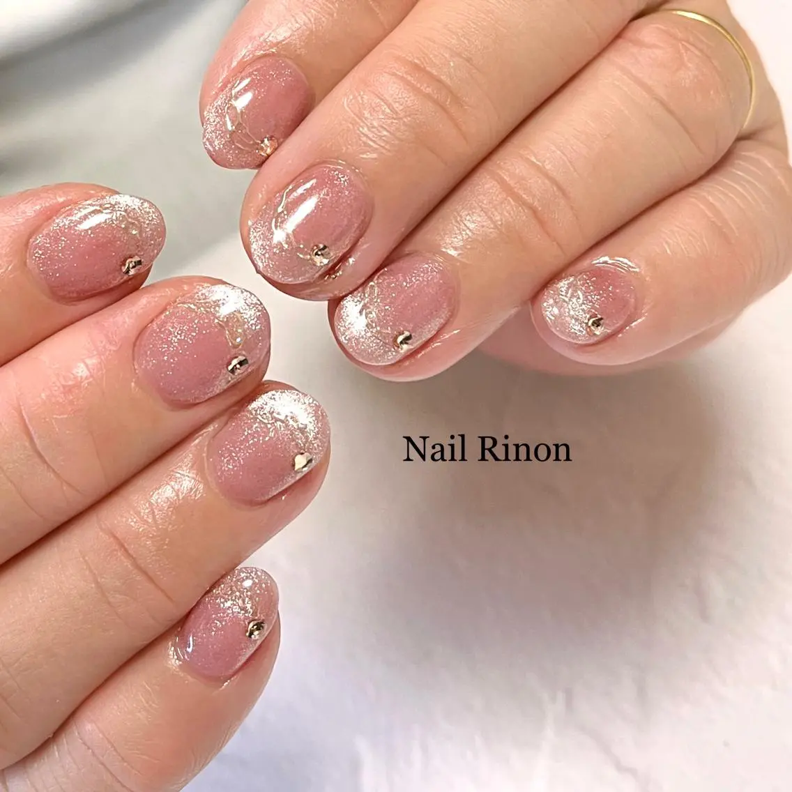 ネイル フレンチネイル マグネットネイル マグネットフレンチ ハンドネイル Nail Rinonのネイルデザイン
