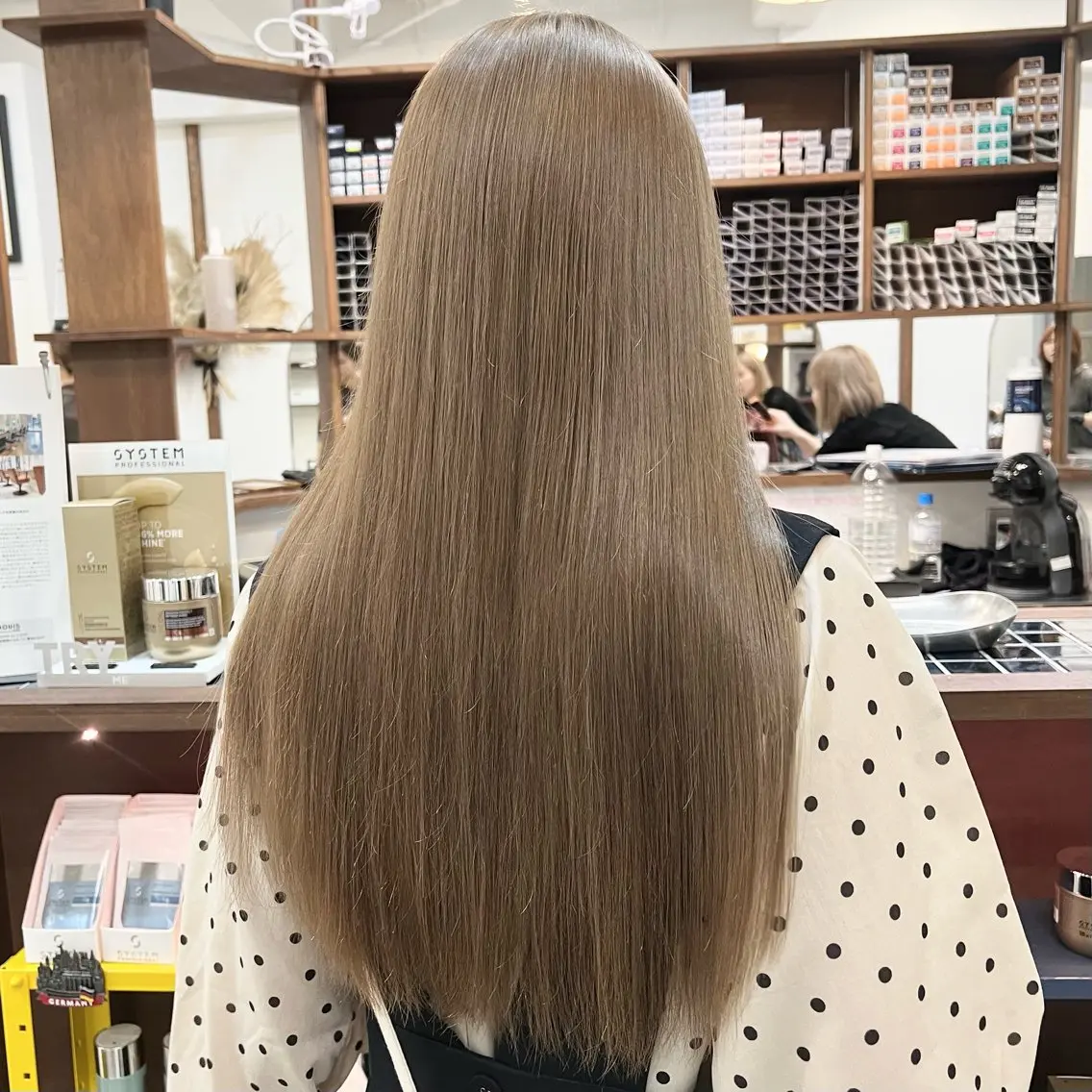 ロング カラー ブリーチ Ami ケアブリーチ/表参道のヘアスタイル