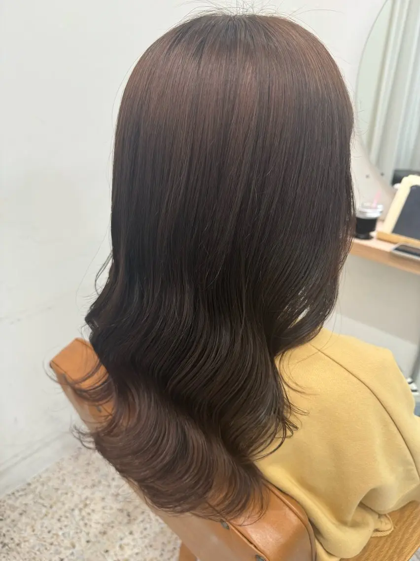 ミディアム カラー Mayuka 🩶のヘアスタイル