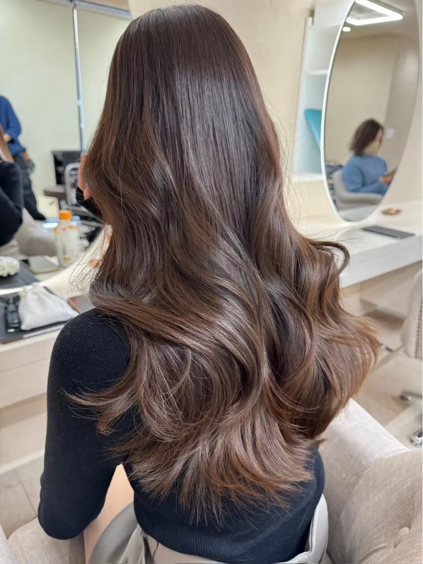 ロング カラー 松本 心優のヘアスタイル