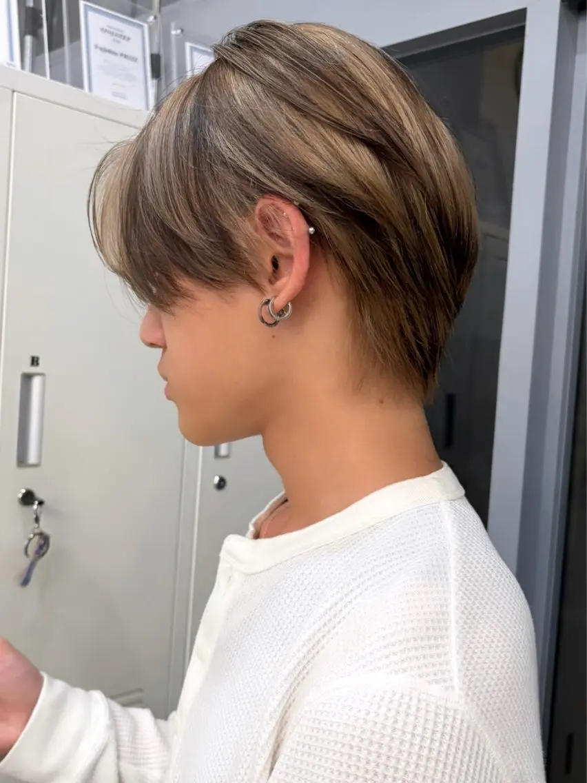 ショート カラー メンズ メンズブリーチ ブリーチ デザインカラー ナカノユウ/本厚木/ レイヤーカットのヘアスタイル