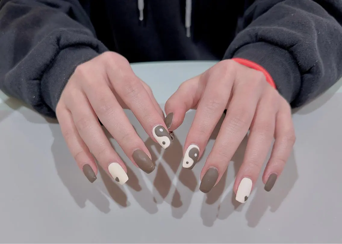 ネイル ハンドネイル ハンドケア NANA NAILのネイルデザイン
