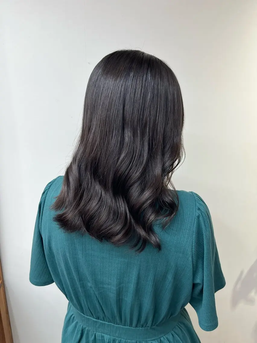 セミロング 縮毛矯正 カット ヘアカラー トリートメント タケデ スズカのヘアスタイル