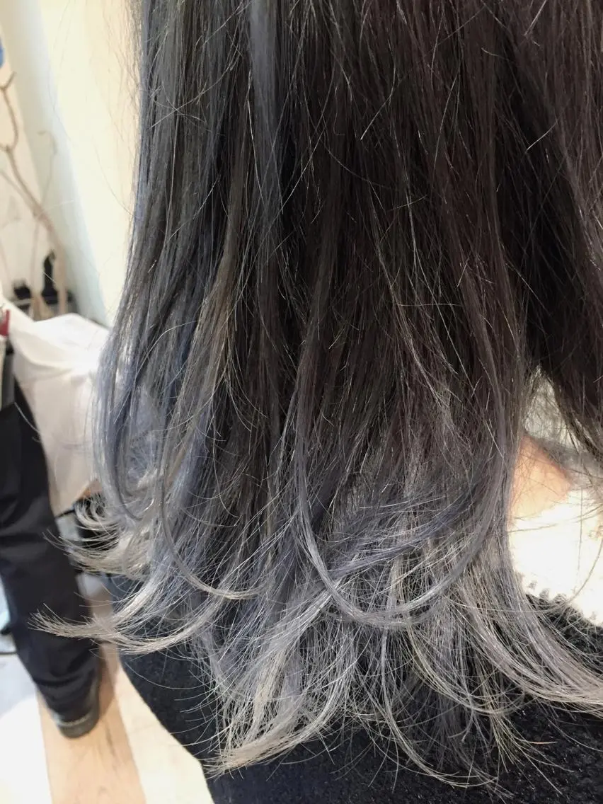 ✨プラチナブリーチWグラデーションカラー+シルクトリートメント✨の写真