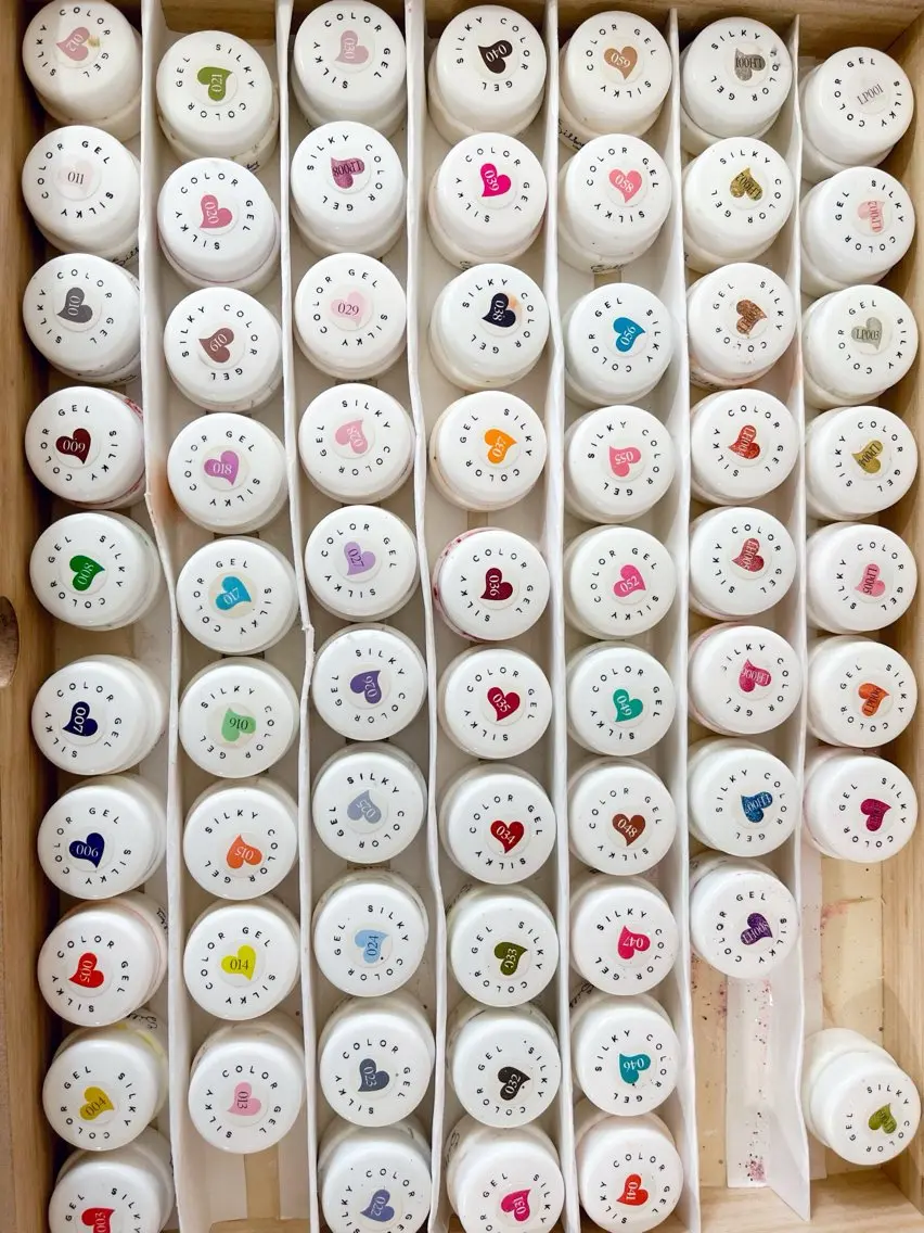 カラー nailsalon felice谷川のネイルデザイン
