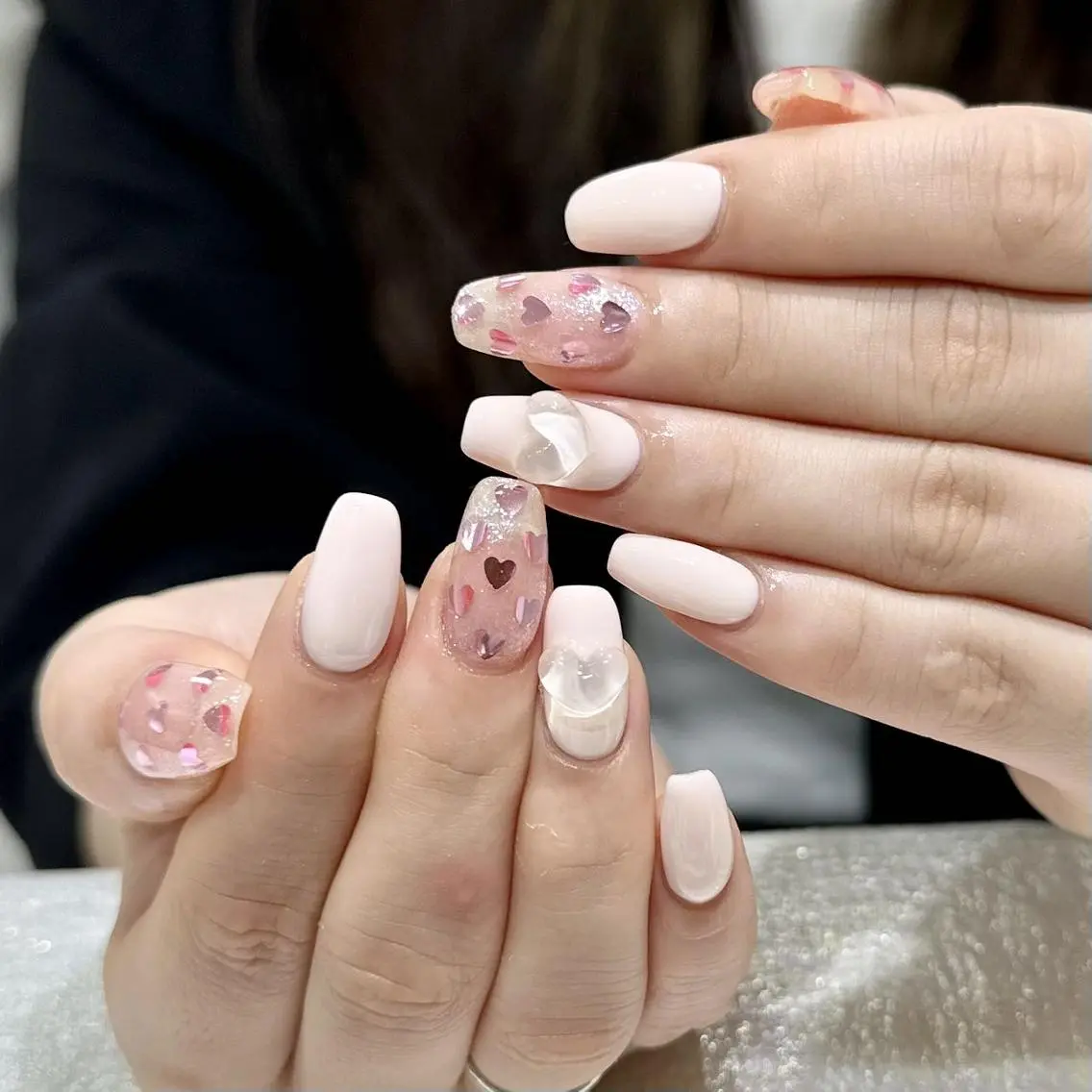 ネイル シンプルネイル Queen‘s なんのネイルデザイン