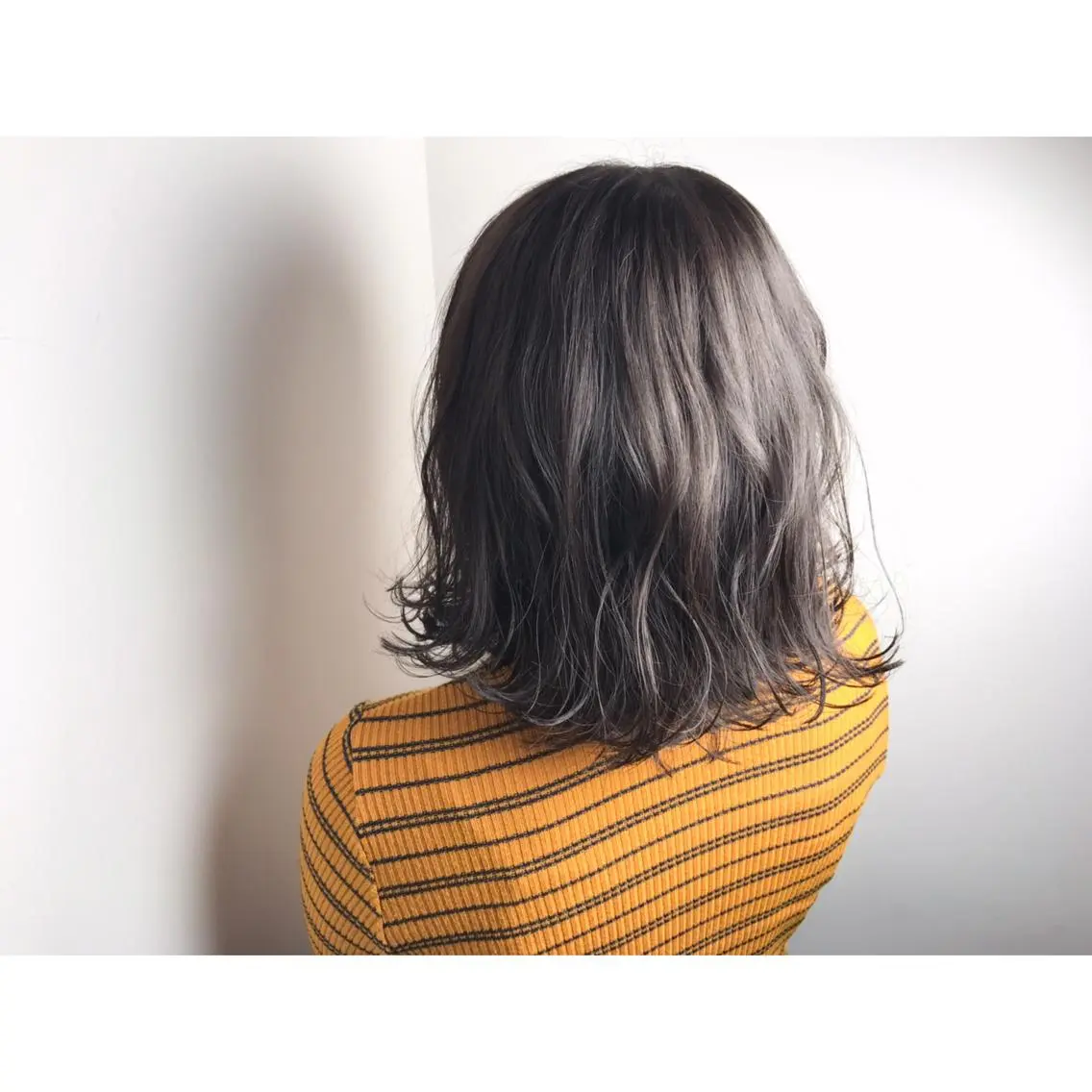 ミディアム カラー パーマ ミディアムパーマ グレージュ ショート/レイヤー なら石井知希のヘアスタイル