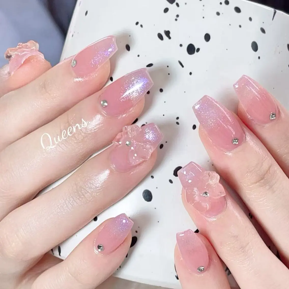 ネイル ハンドネイル Queens マオのネイルデザイン