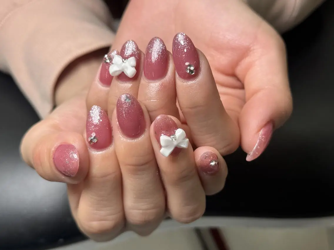 ネイル ラメ(グリッター) ピンク リボン ハンドネイル ハンドケア ANNA NAILのネイルデザイン