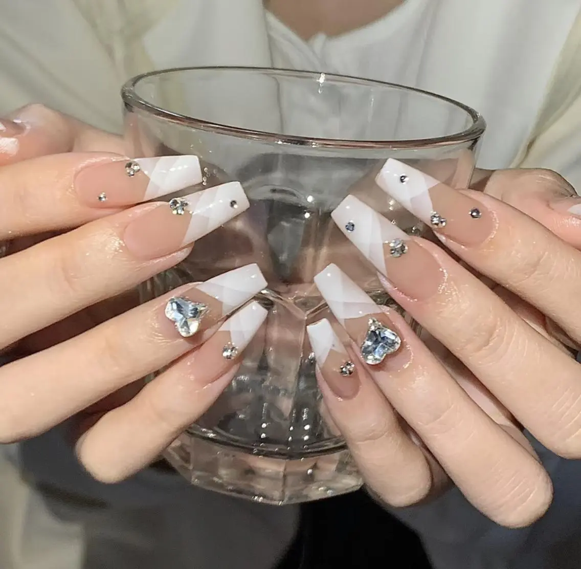 ネイル ハンドネイル ハンドケア 🍑 momo_nailのネイルデザイン