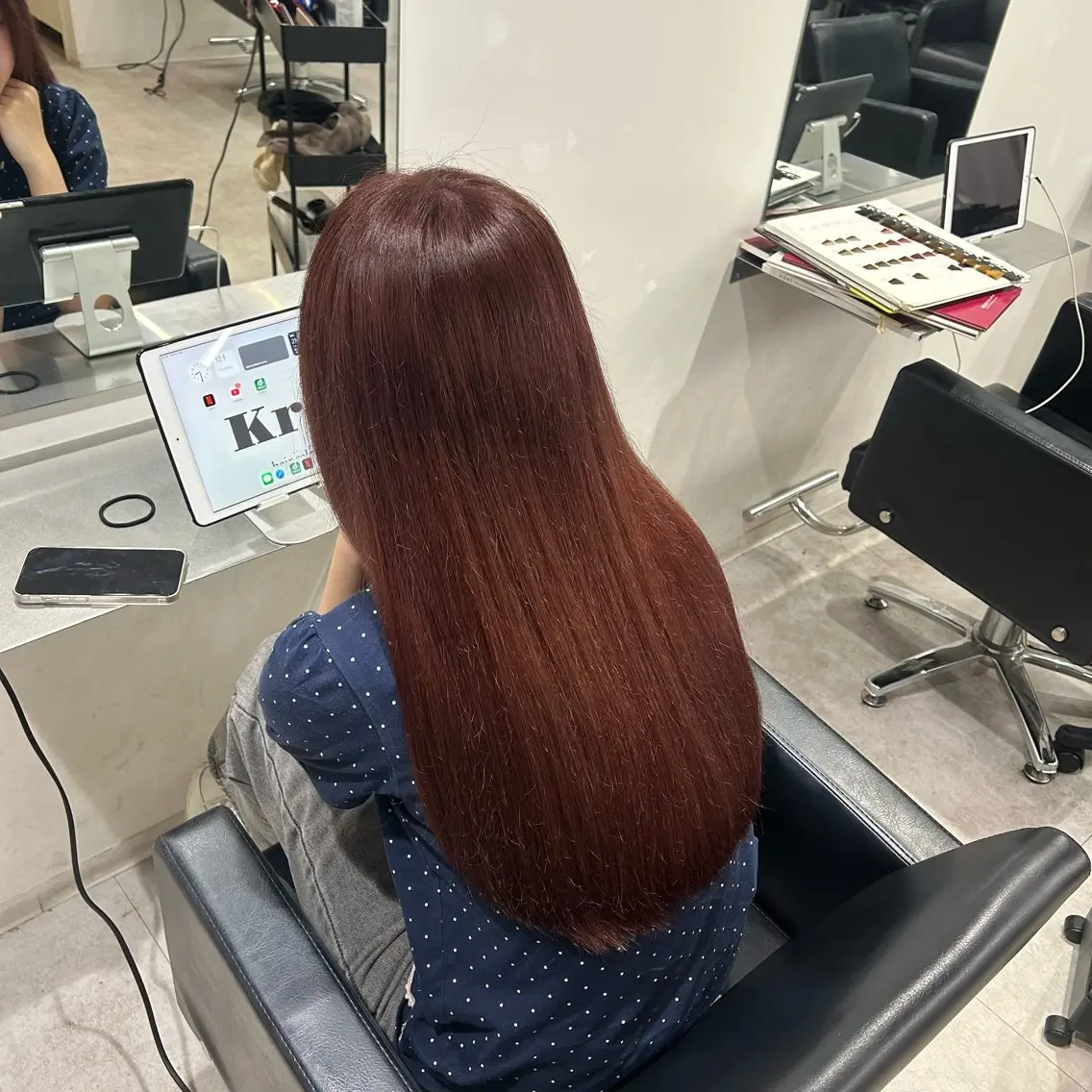 ロング ヘアカラー AKANE✩.*˚ Kroのヘアスタイル