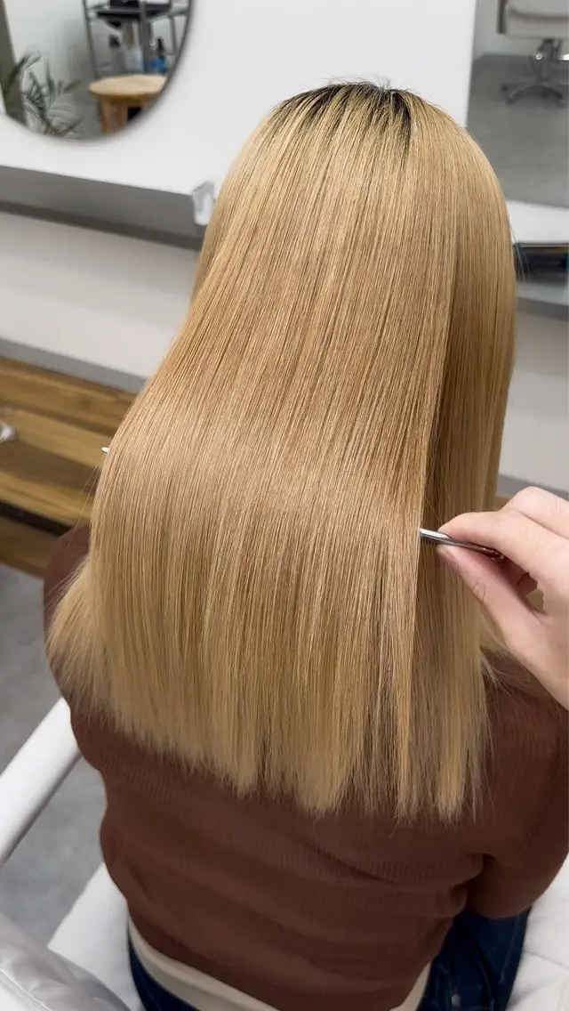 ミディアム 髪質改善 カット トリートメント 艶髪施術 関谷ヒュウのヘアスタイル
