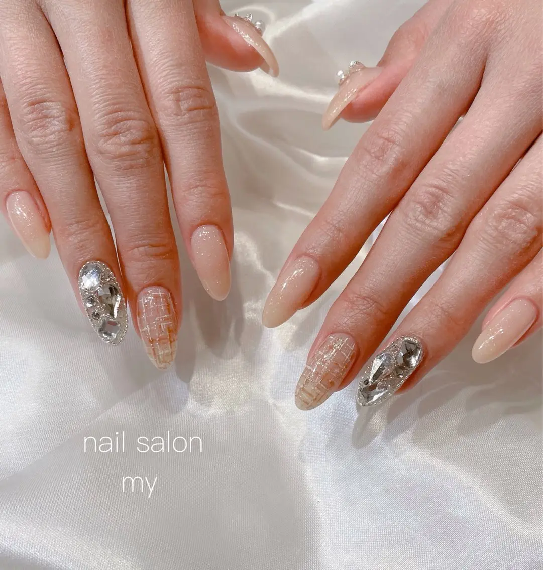 ネイル アートネイル ジェルネイル 韓国ネイル マグネットネイル ニュアンスネイル ハンドネイル NailSalon MYのネイルデザイン