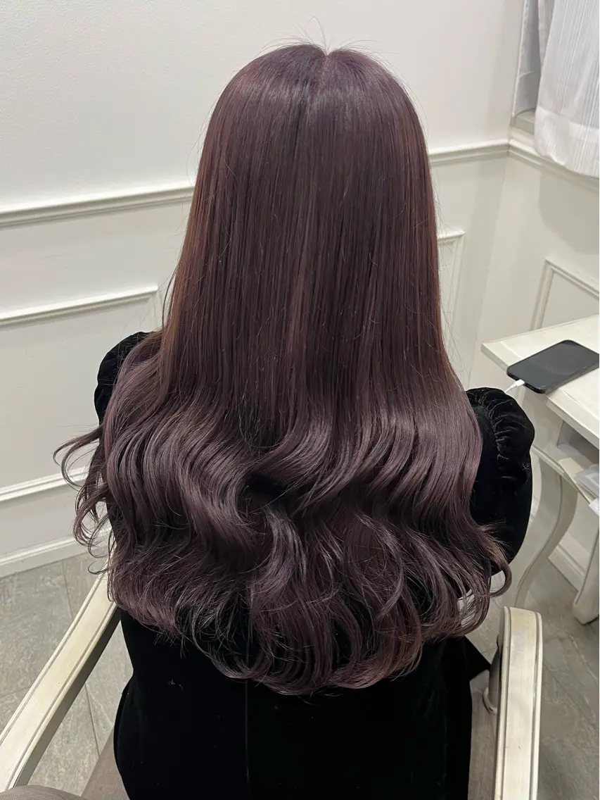 ロング カラー 新井 凪のヘアスタイル