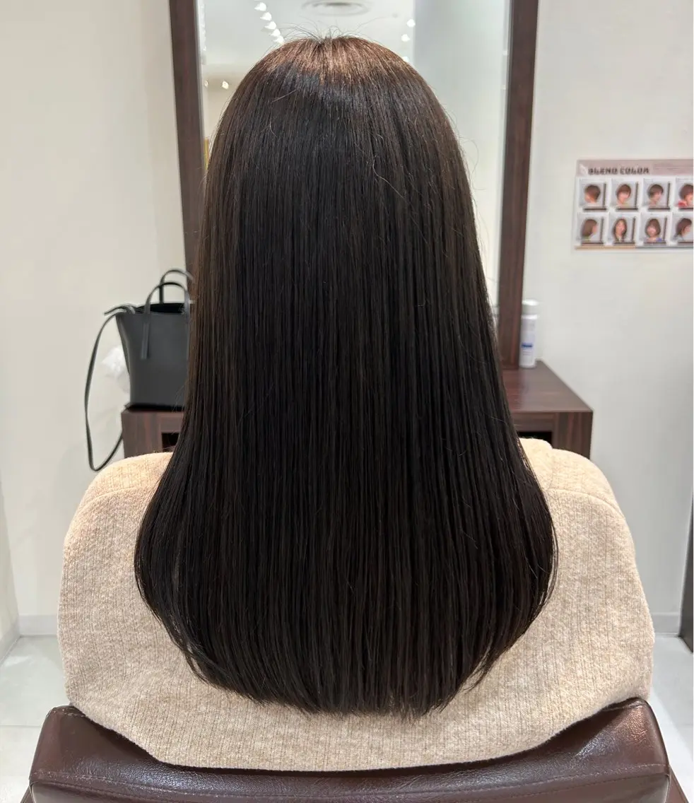 ロング カラー オリーブカラー 縮毛矯正 はまだ まりなのヘアスタイル