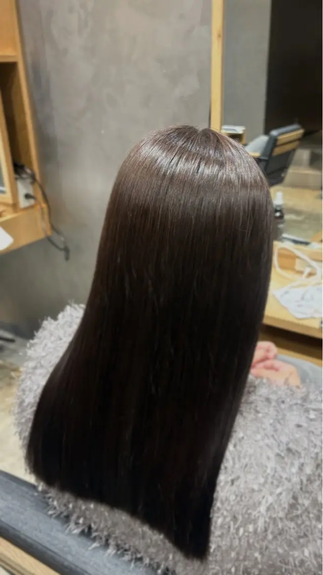ロング Inity／ 岡本 尚子のヘアスタイル