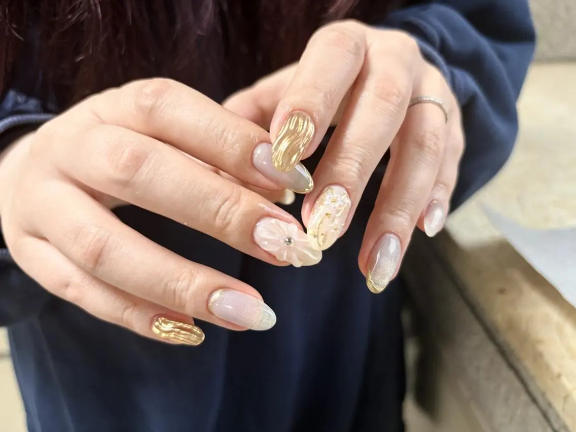 ネイル ハンドネイル フットネイル nail salon mieux(ミュー)のマツエク・マツパデザイン