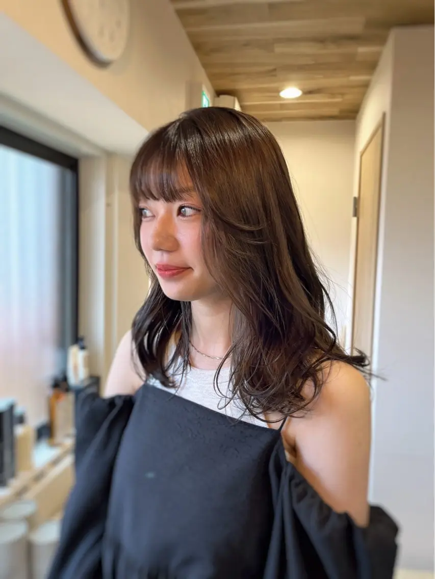 セミロング カラー アッシュ ベージュカラー 下石怜子/レイヤー/ 透明感カラーのヘアスタイル
