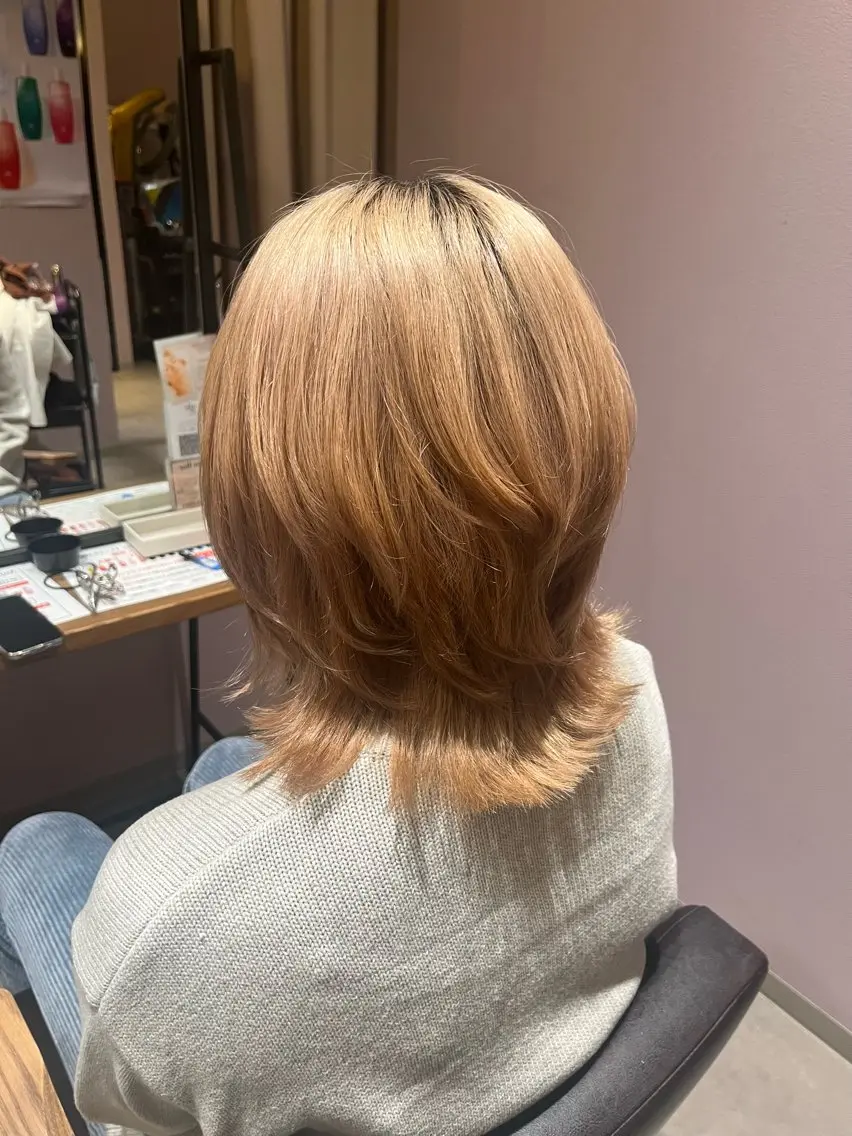 ミディアム 松下 詩恵里のヘアスタイル