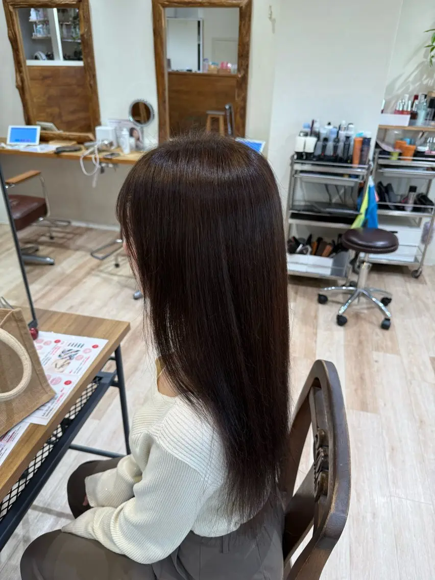 ロング カラー ヘアカラー シン🦊艶カラー/ ブリーチ/カラー特化のヘアスタイル