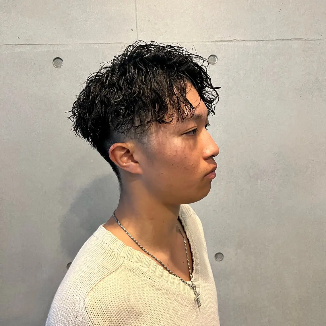 ショート カラー パーマ メンズ メンズパーマ 波巻きパーマ カット パーマ メンズ特化 美容師かずまのヘアスタイル