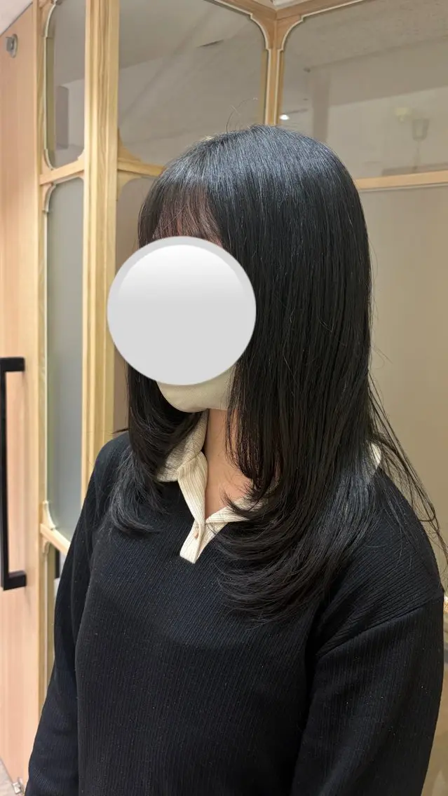 ミディアム レイヤーカット RosierBleu 中山のヘアスタイル