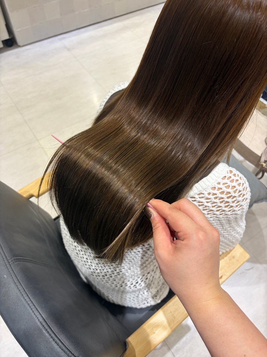 セミロング カラー 顔まわりレイヤー 顔周りカット 髪質改善 レイヤーカット トリートメント Asumi🫧トリー トメント持続No1のヘアスタイル