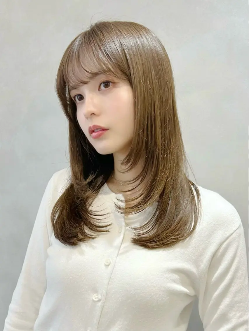 【🌱5月平日ご新規様限定🌱】似合わせカット➕超透明感カラー✨✨43%OFF❗️（レイヤーカット/ミディアム）の写真