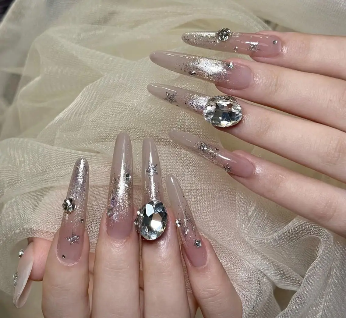 ネイル ハンドネイル ハンドケア 🍑 momo_nailのネイルデザイン