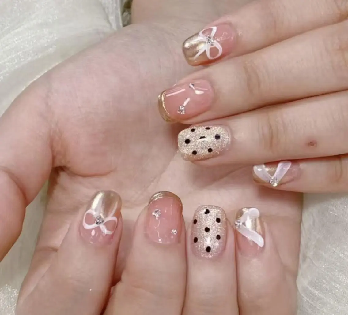 ネイル ハンドネイル Pure&Rich Nailのネイルデザイン