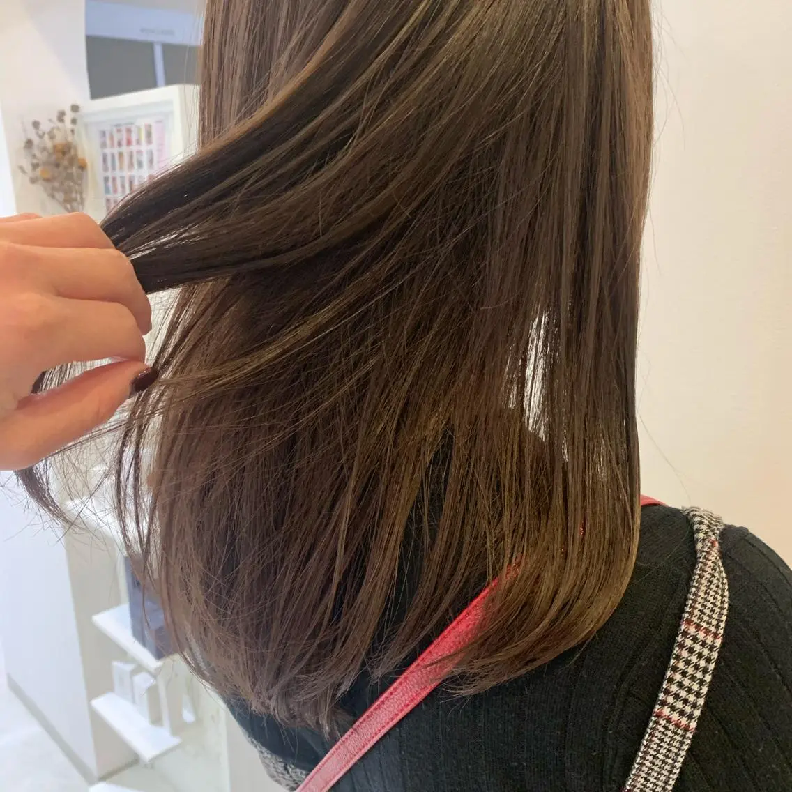 ミディアム カット トリートメント cher. 新井瑞希のヘアスタイル