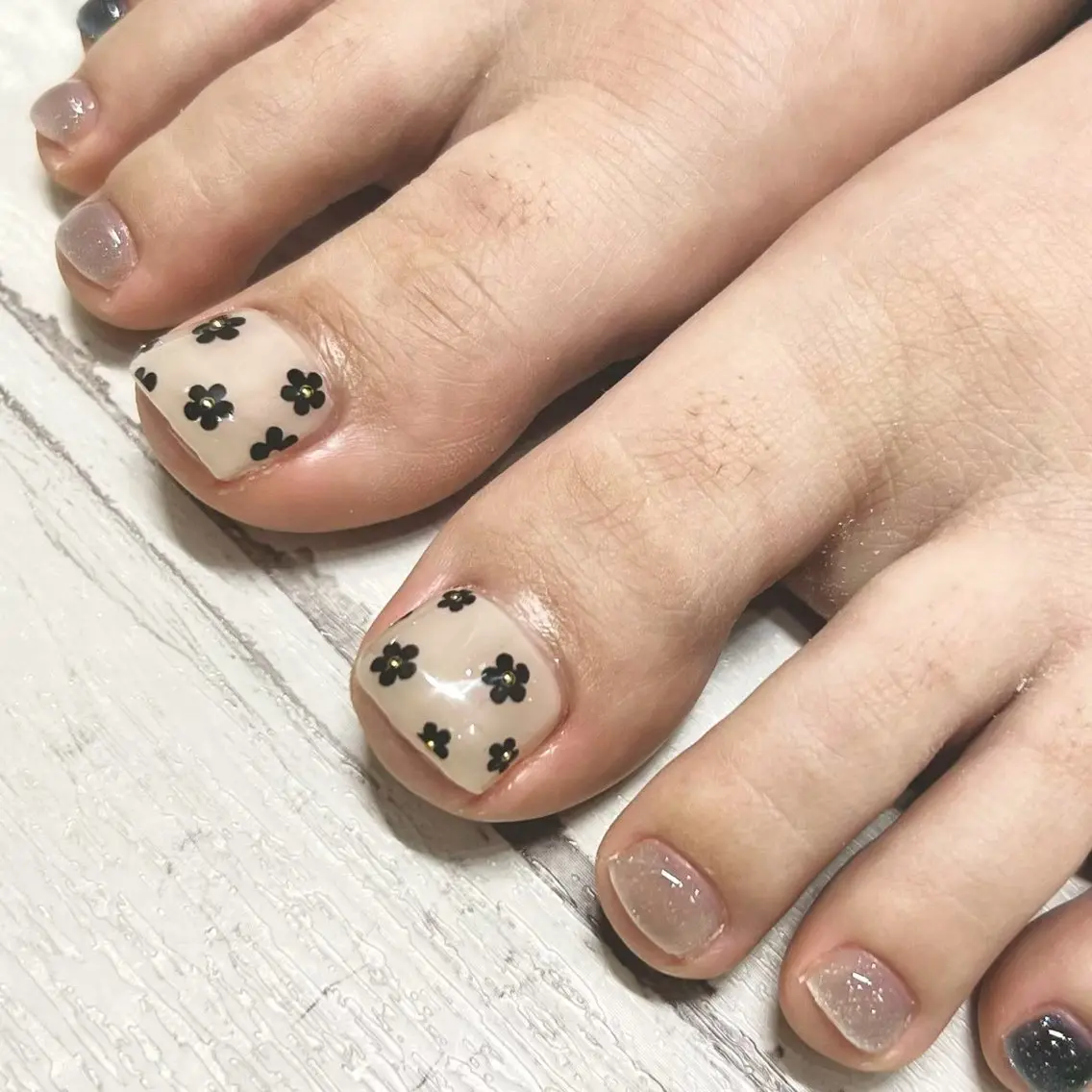 ネイル ルプラボウ 加藤花菜のネイルデザイン