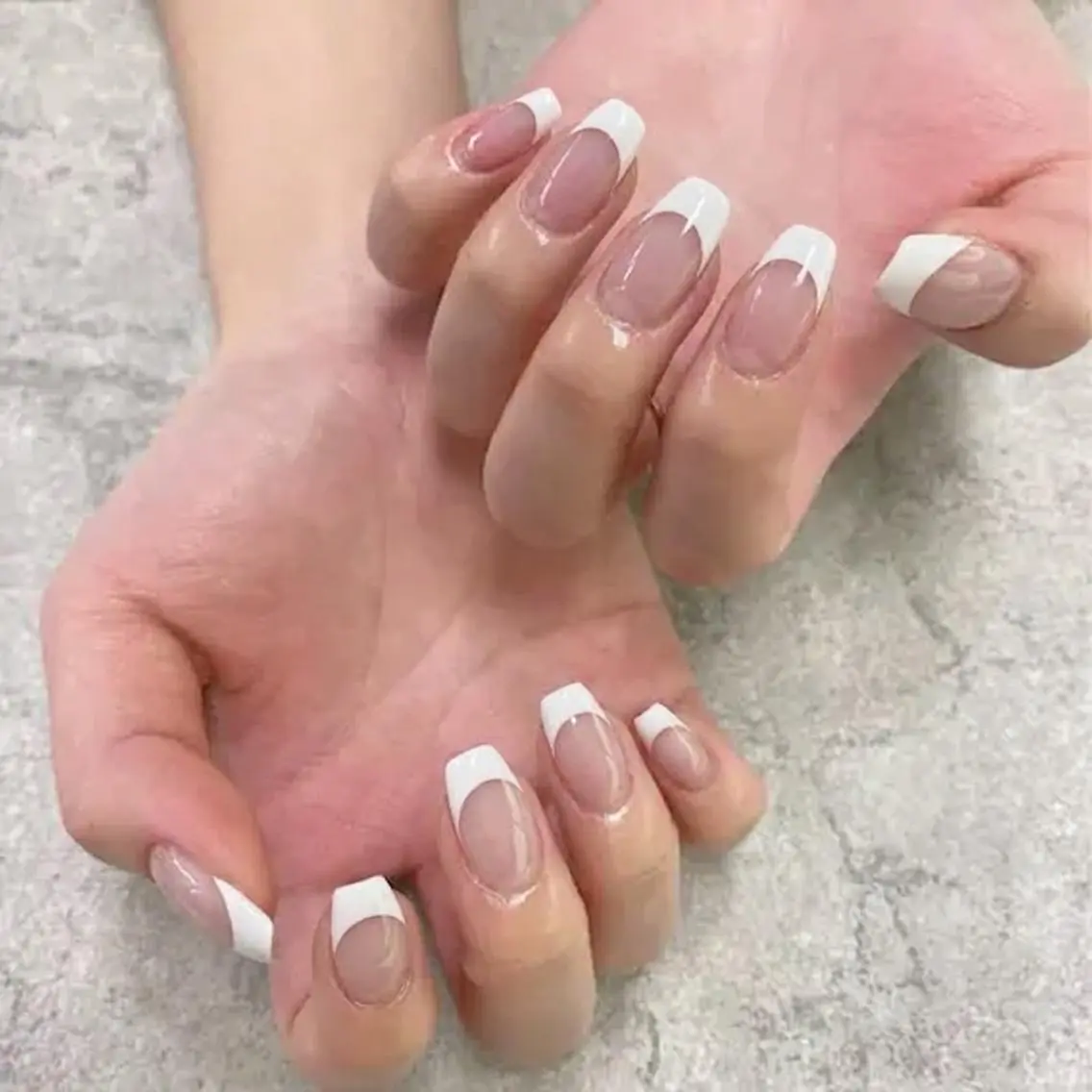 ネイル フレンチネイル ハンドネイル FASTNAIL PLUS 新宿店のネイルデザイン