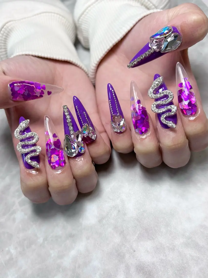ネイル ロングネイル スカルプネイル Nailsalon E's cafeのネイルデザイン