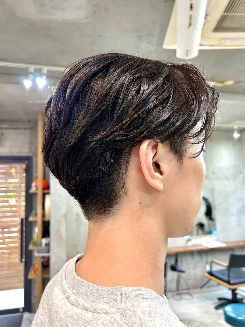 ショート パーマ メンズ マッシュ メンズパーマ メンズショート ツーブロック くせ毛 メンズパーマ ジンのヘアスタイル