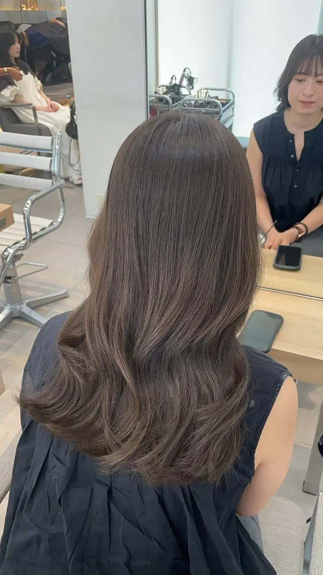 ロング カラー 髪質改善 ✨髪質改善✨美髪 矯正🫧小泉のヘアスタイル