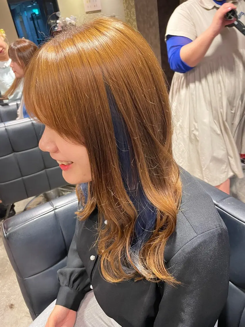 セミロング カラー ヘアカラー トリートメント 花木 志穂のヘアスタイル