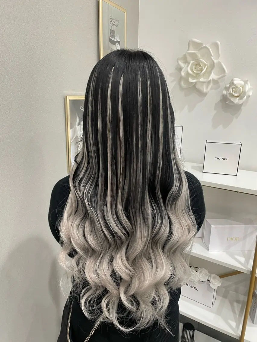 ロング 京都最安価エクステ muuka🦋のヘアスタイル