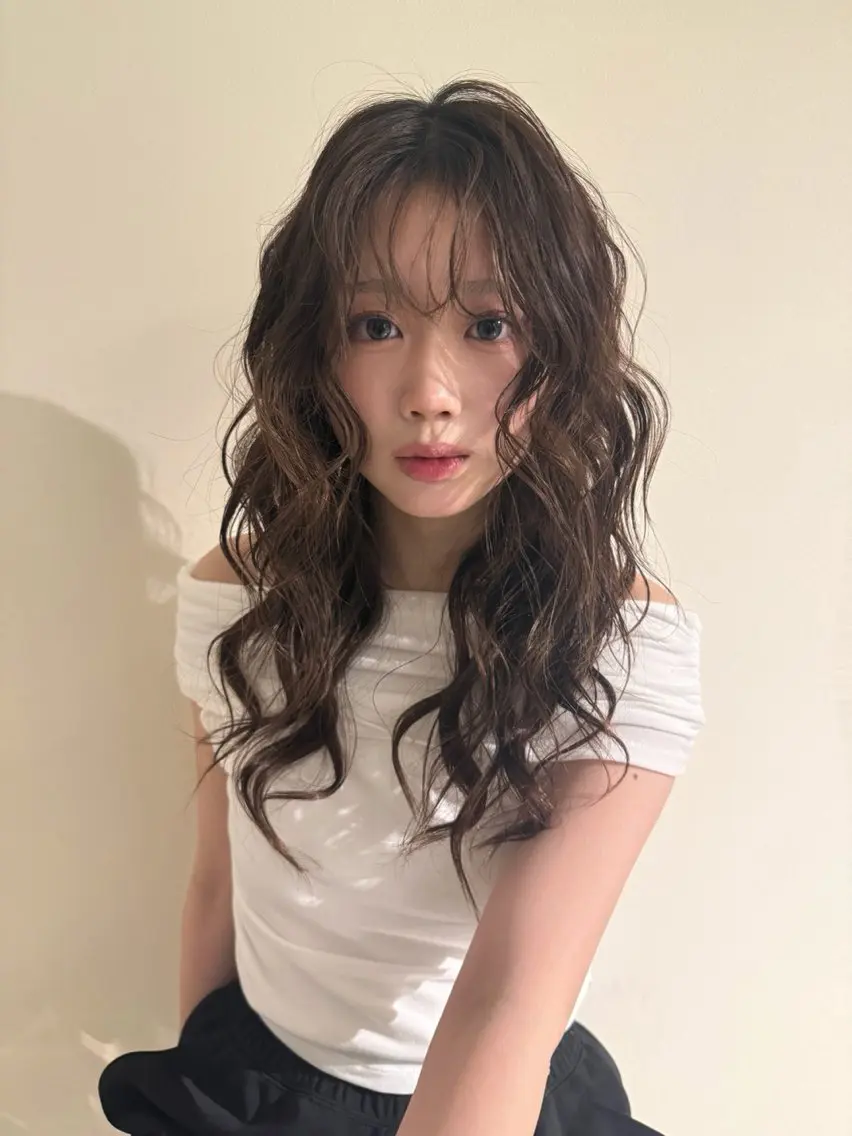 ロング ハイレイヤー レイヤーカット カット トリートメント 透明感カラー 🫧/つばめのヘアスタイル