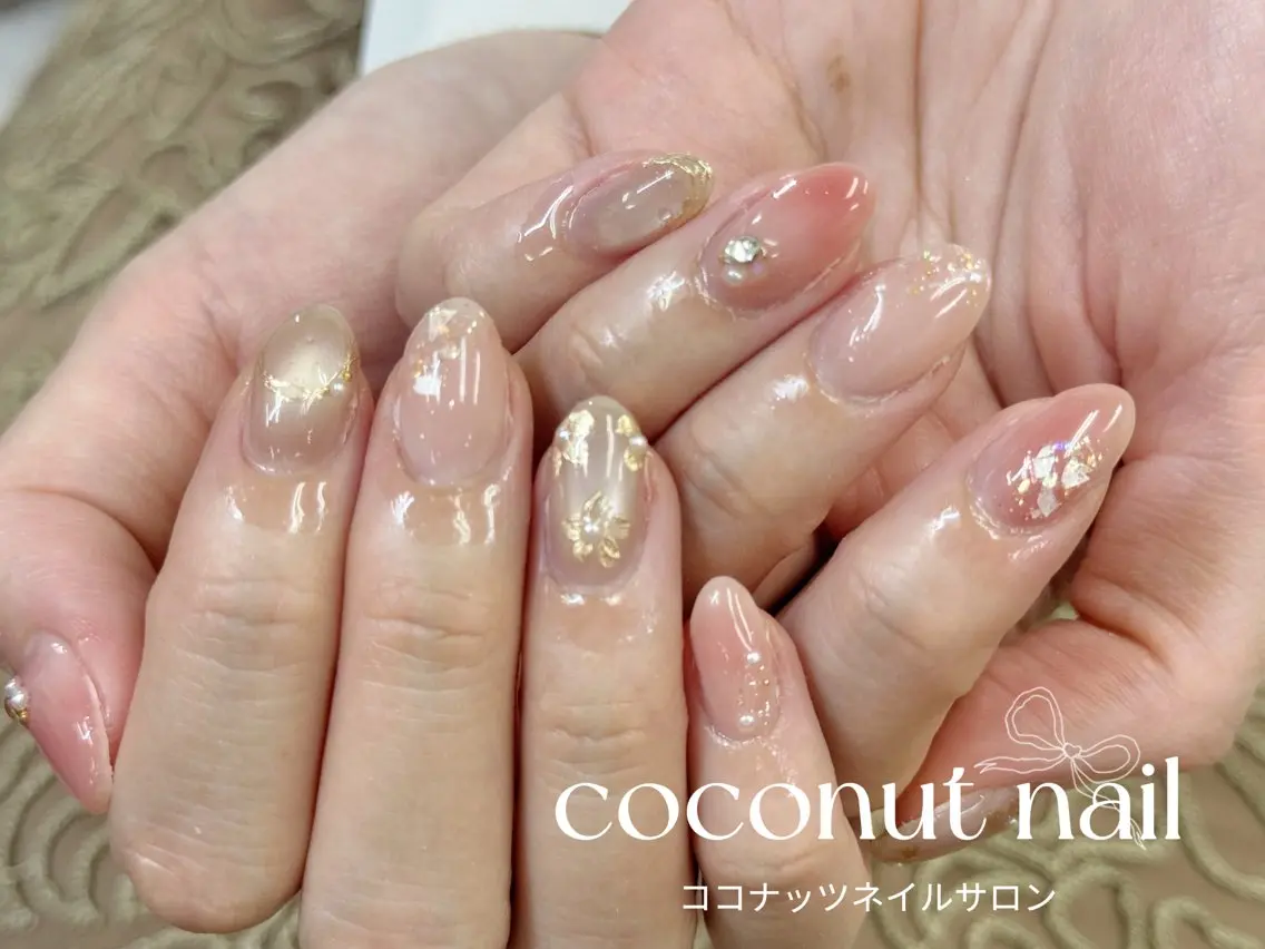 ネイル べっ甲ネイル フレンチネイル キラキラネイル マグネットネイル 大理石ネイル(マーブル) ハンドネイル 神田 ココナッツのネイルデザイン