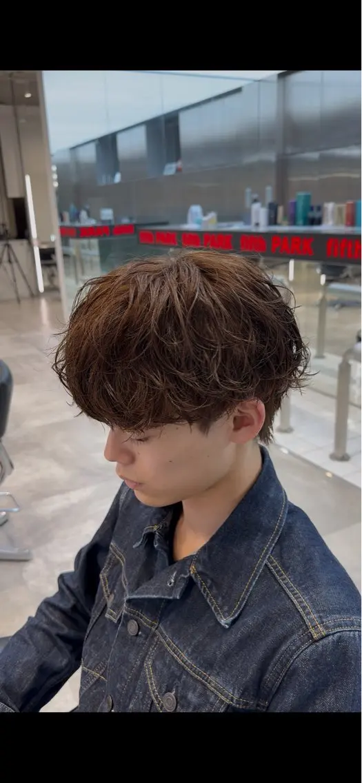 カラー パーマ メンズ カット ヘアカラー パーマ fifth park 六反穂 龍介のヘアスタイル